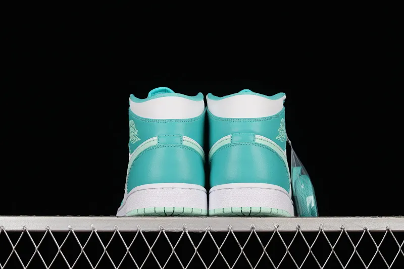 All categories Air Jordan Jordan series basketball shoes Air Jordan 1 Mid Air Jordan 1 Mid SE "Marine Green" AJ1 Joe 1 white cyan Zhongbang basketball shoes DV2229-300